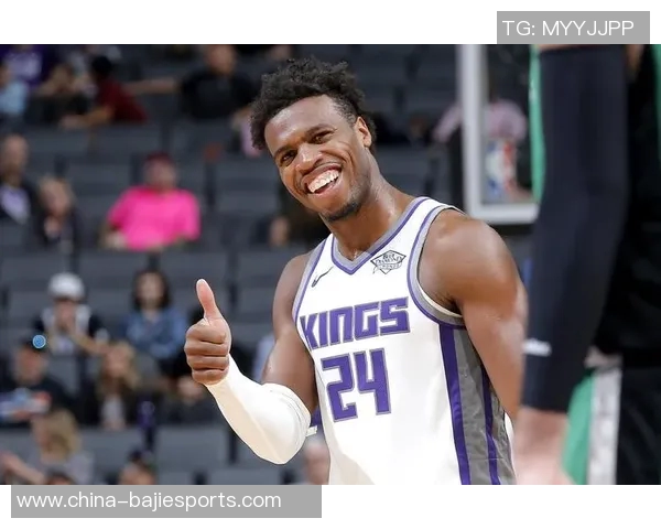 手感冰凉瓦塞尔上半场表现低迷仅得2分三分球全失手 手感冰凉瓦塞尔上半场表现低迷仅得2分三分球全失手