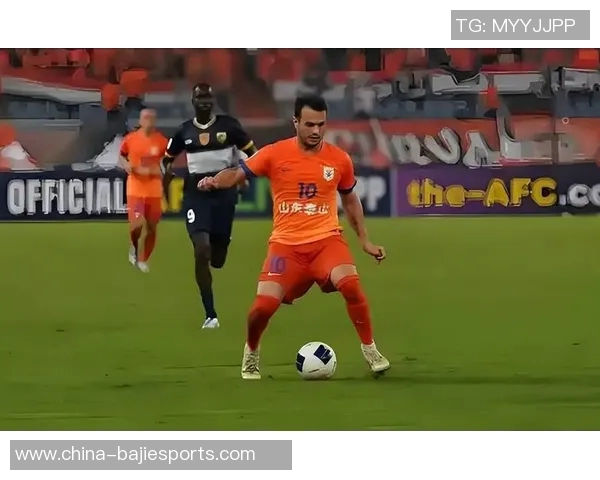 瓦科亲自为克雷桑剪胡子社媒晒照引发球迷热议 瓦科亲自为克雷桑剪胡子社媒晒照引发球迷热议